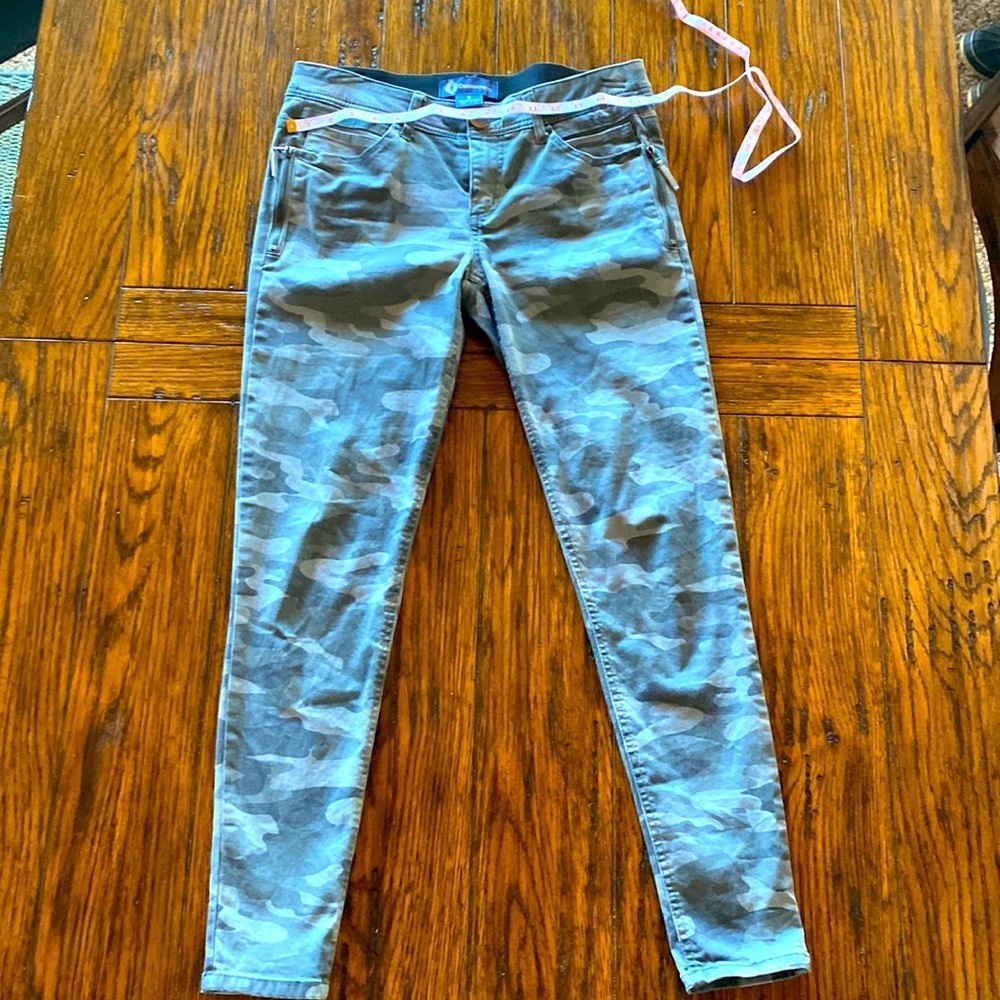 AB solution Democracy skinny jeans